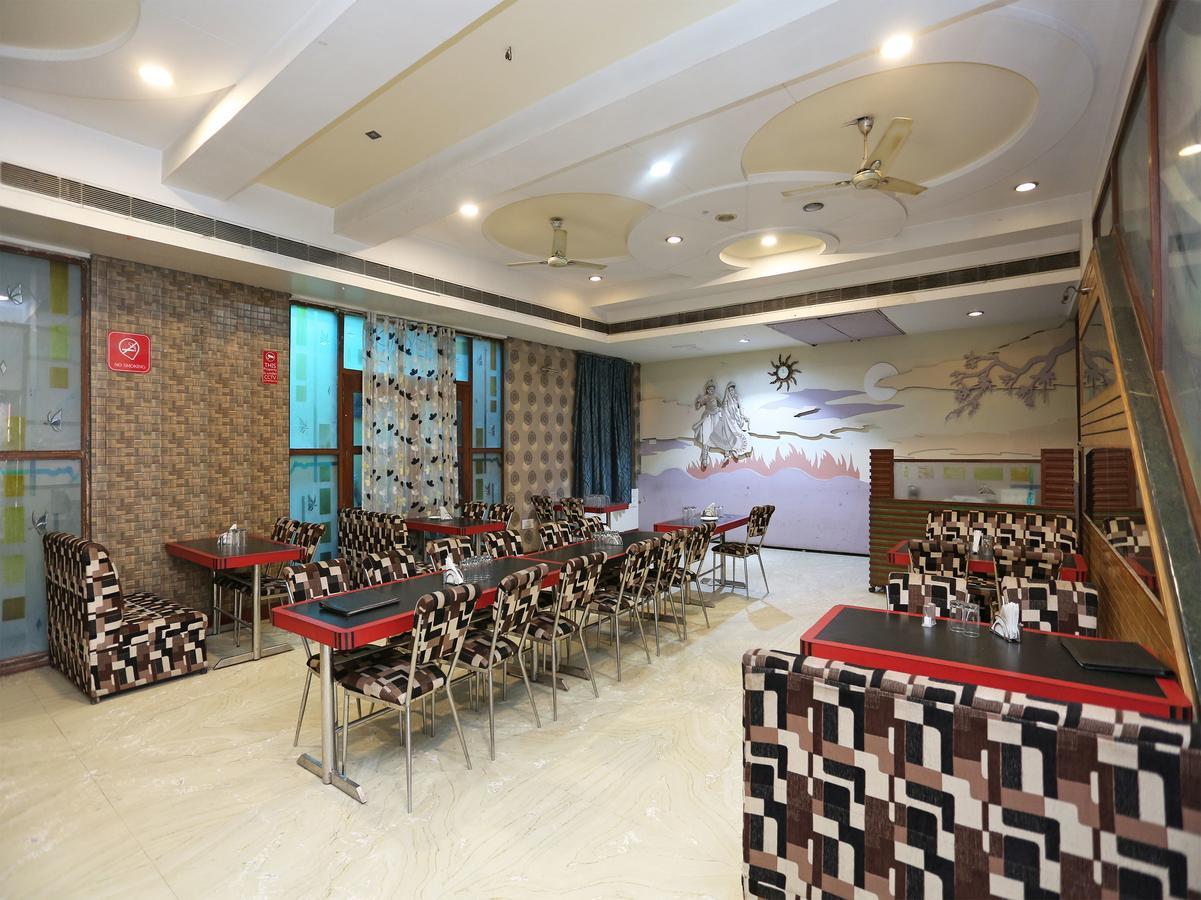 Sheel Gopal Vision Hotel มถุรา ภายนอก รูปภาพ