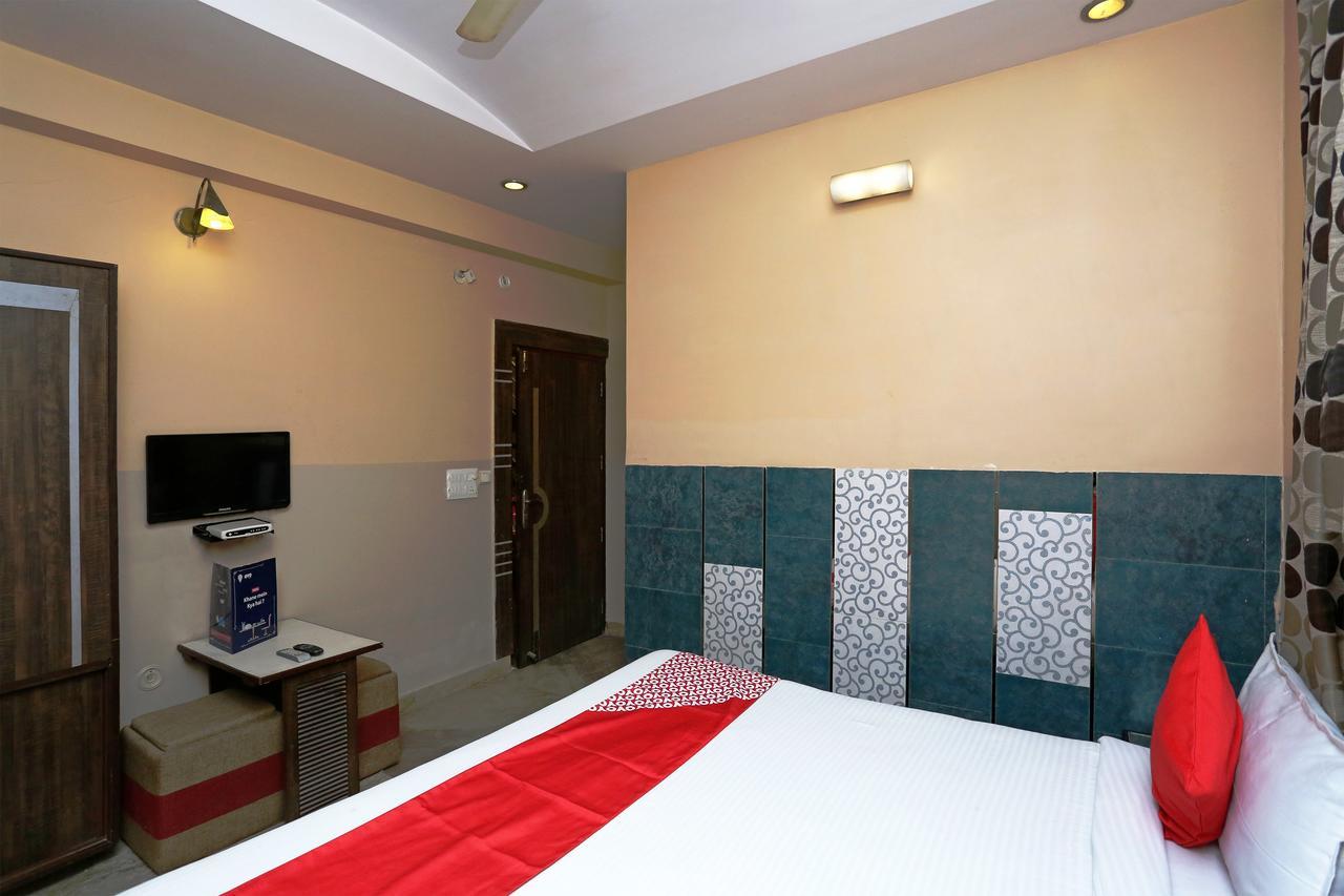 Sheel Gopal Vision Hotel มถุรา ภายนอก รูปภาพ